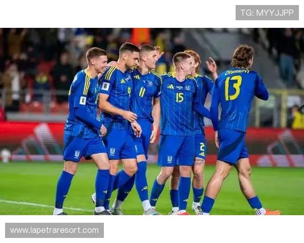 加拿大与波黑世界杯比赛进球数预测：赛前数据分析与专家观点汇总
